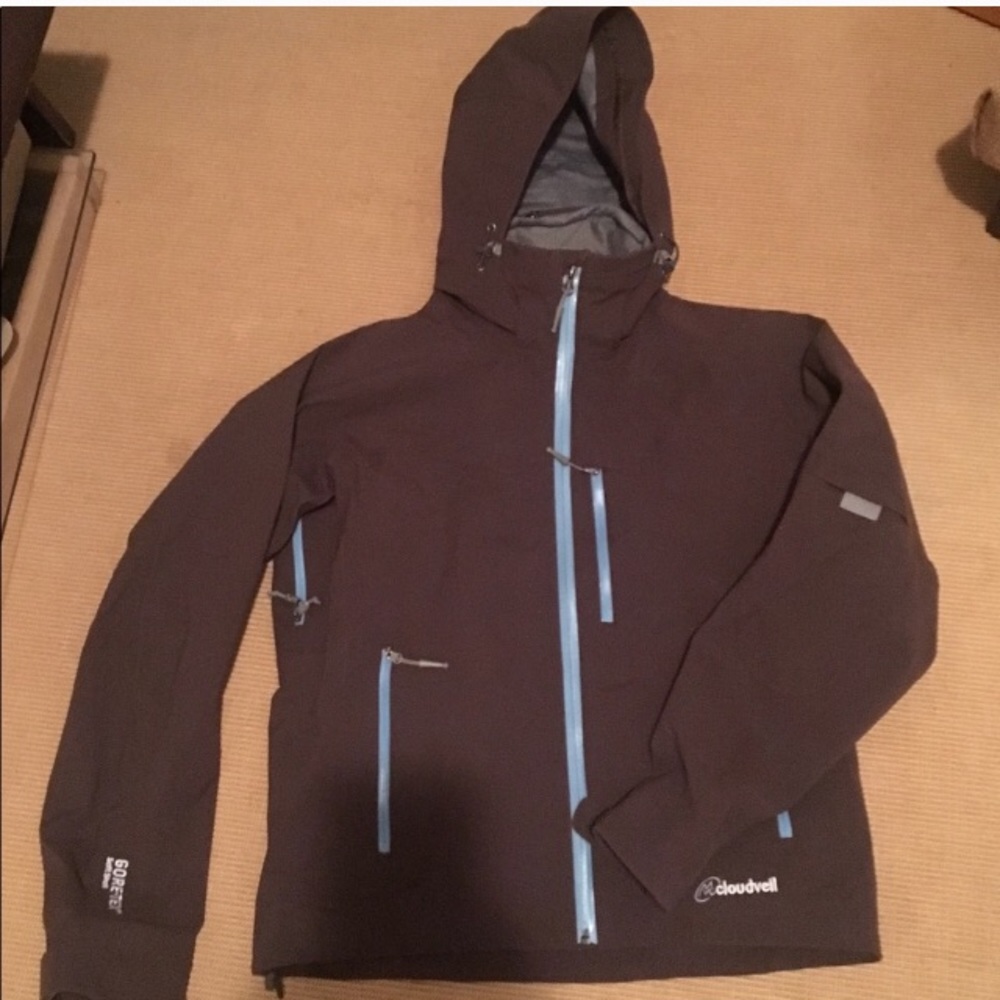 Cloudveil GORE-TEX soft shell jacket. Womens small